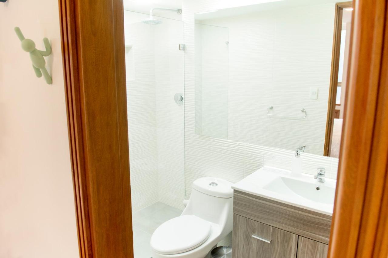 Aptos Alcazar Oviedo By Housy Host Medellin Exterior photo